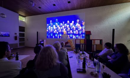 Letzte Singstunde vor der Sommerpause – Eine cineastisches Zeitreise 