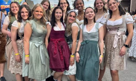 Pagen auf dem Frühlingsfest