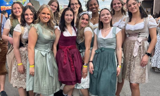 Pagen auf dem Frühlingsfest